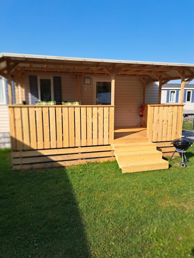 Mobilheim Chalet Bei Georg Seekirchen am Wallersee Luaran gambar